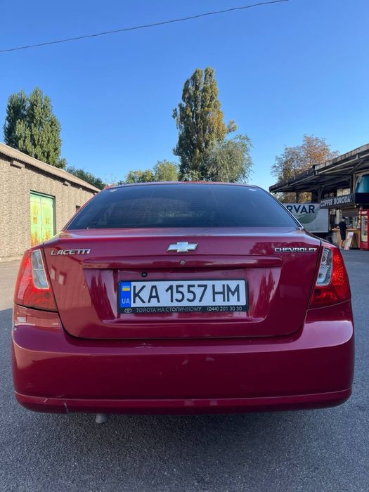 Chevralet lacertti 2012