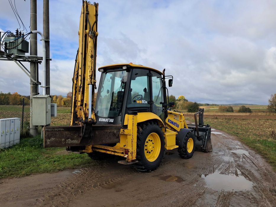 Koparko Ładowarka Komatsu WB 93R 2008r  4x4 Bardzo Dobry Stan !!!