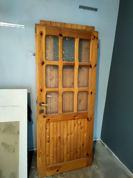 Drzwi wewnętrzne drewniane sosna