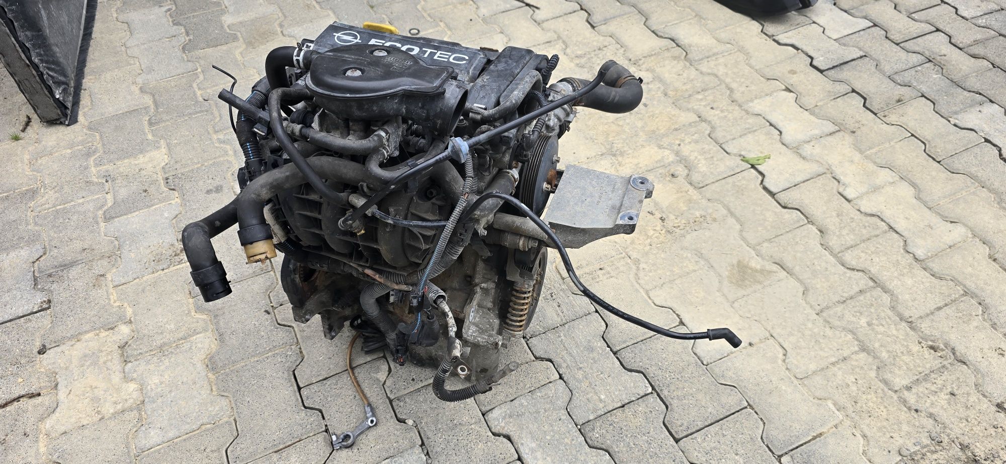 Opel corsa C 1.0 silnik Z10XE