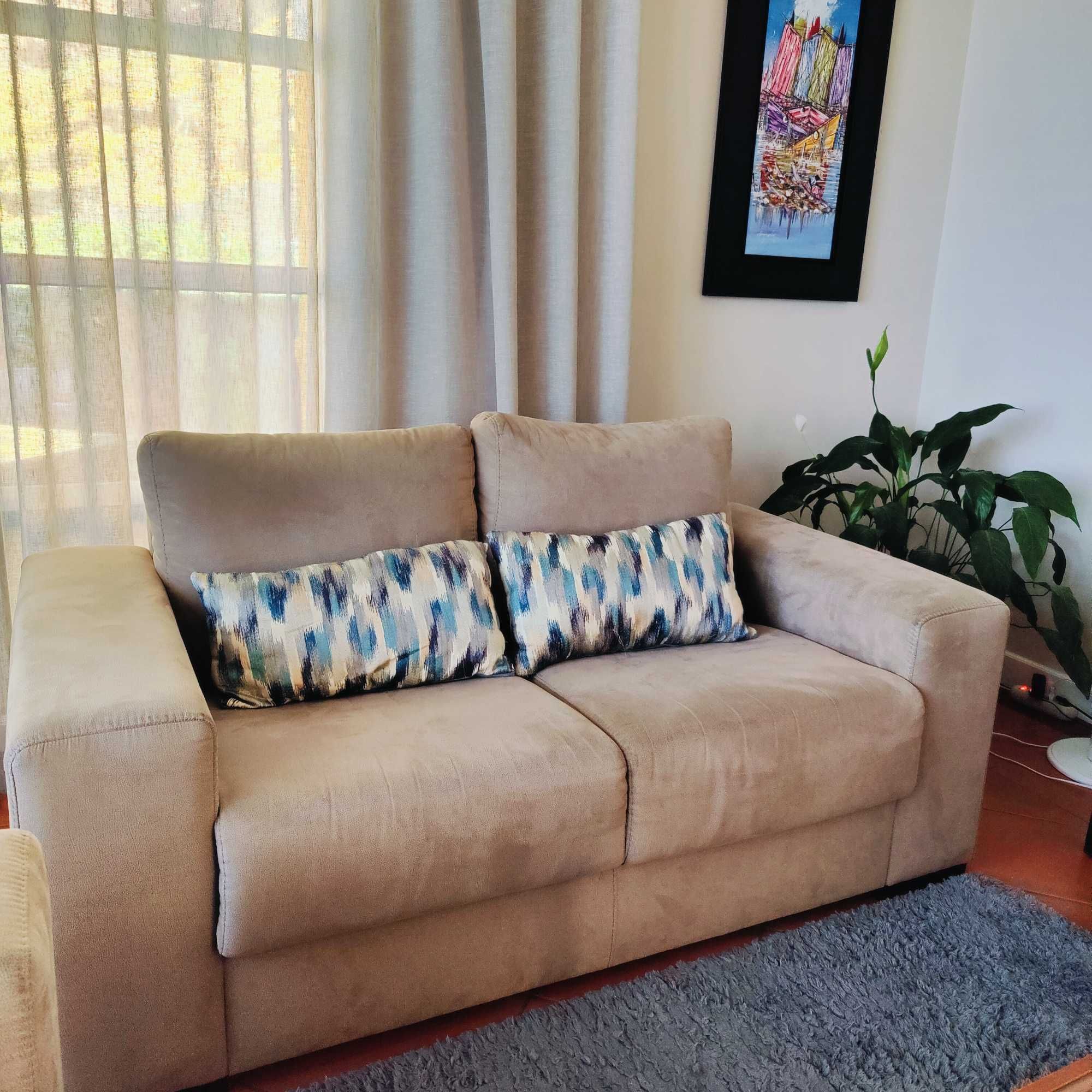 Sofa dois lugares
