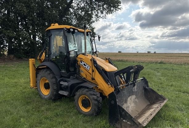 Koparko-ładowarka JCB 3CX tylko 2800 godzin