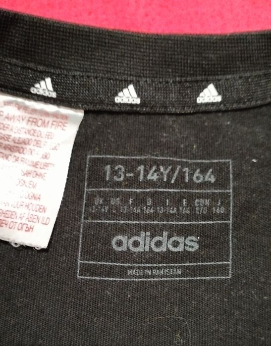 T-shirt preta Adidas