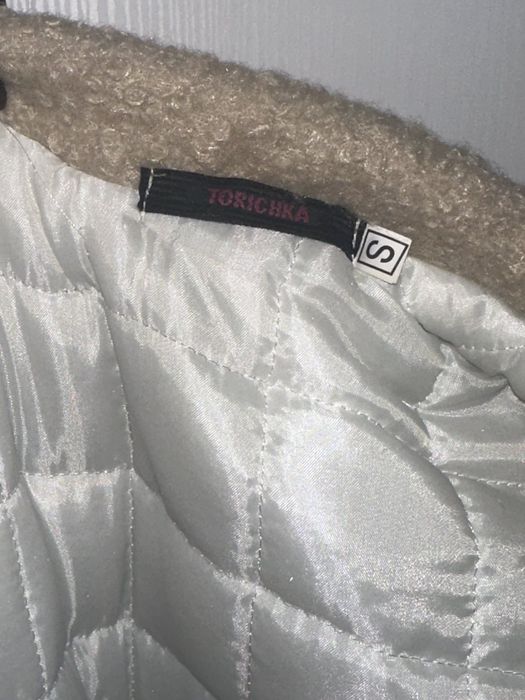 Продам зимове пальто бежеве вовняне з підкладкою