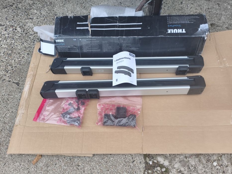 Uchwyt Thule7326 do przewozu 6 par nart