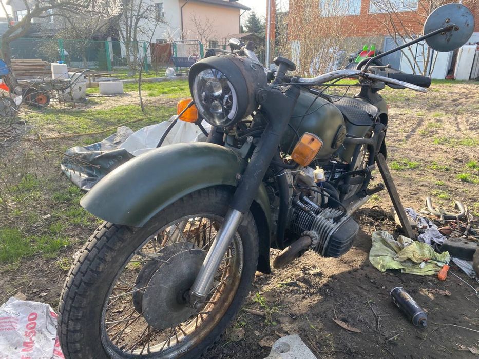 Днепр мт9 на  полном ходу находится в Киеве