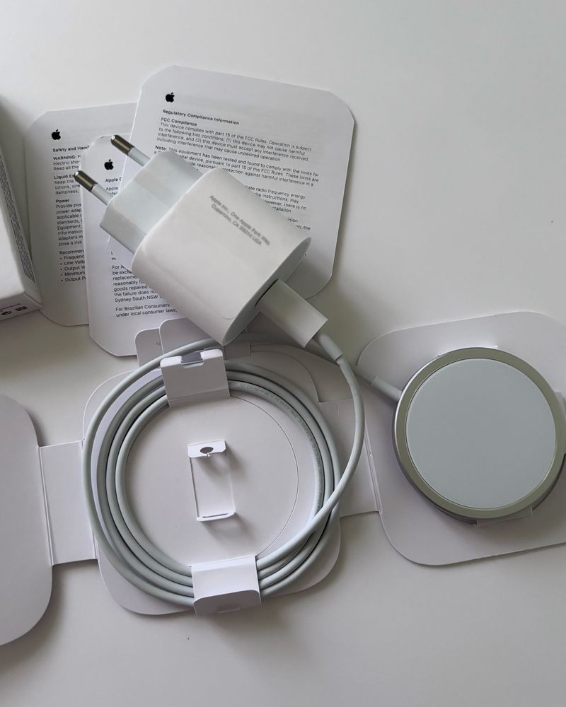 Безпровідна зарядка magsafe зарядное apple iphone айфон епл магнітна