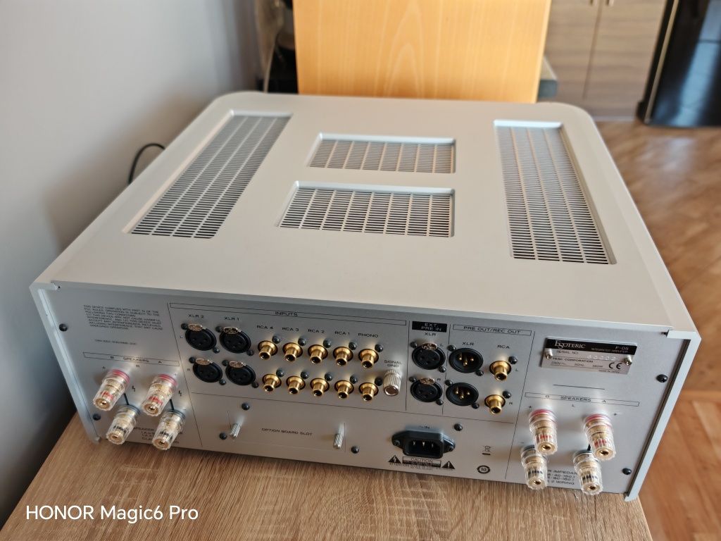 Esoteric f-05 hi-end za połowę ceny