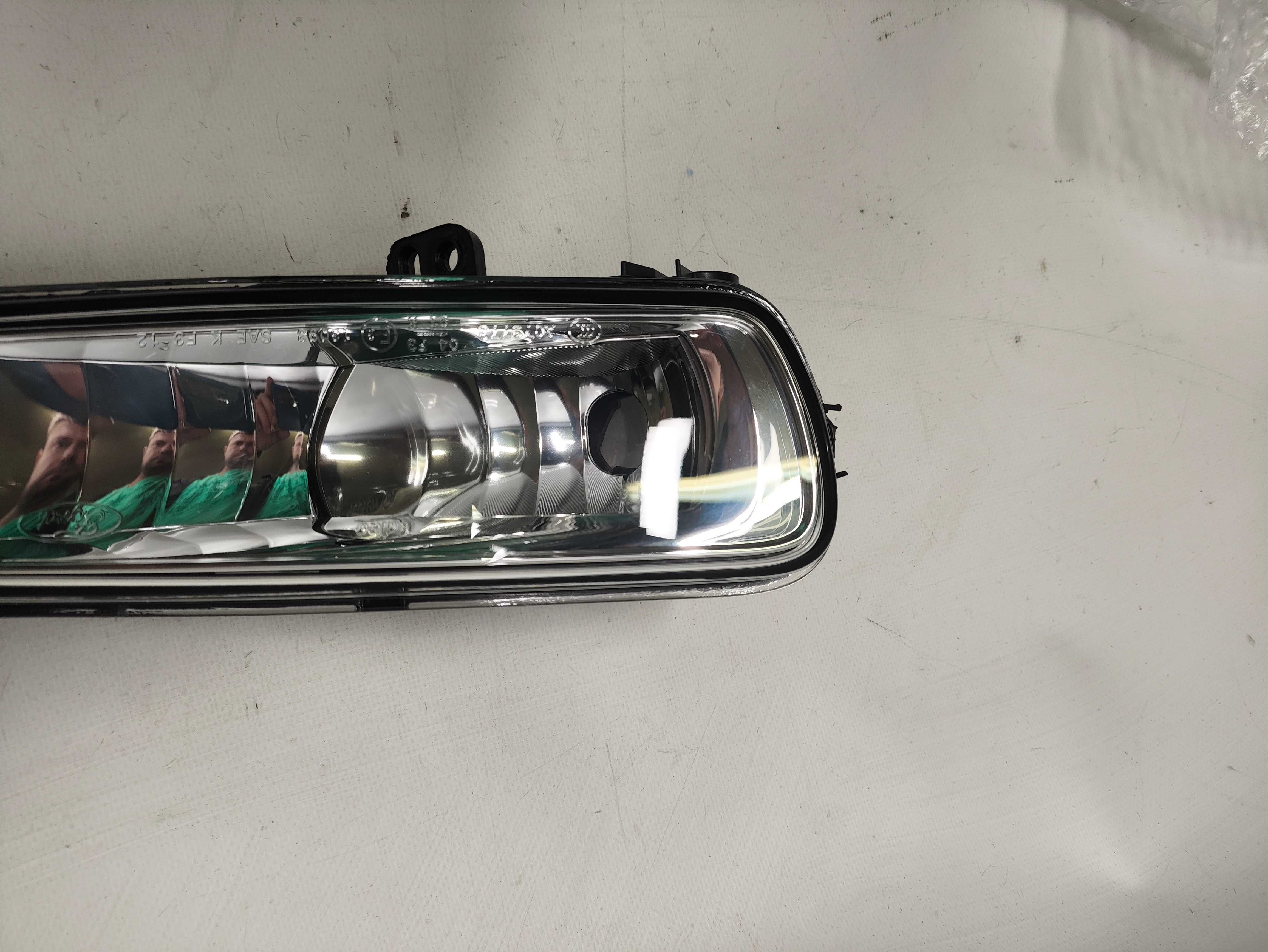 Halogen prawy lampa przeciwmgielna prawa Ford Focus MK3 Mondeo MK5 OE