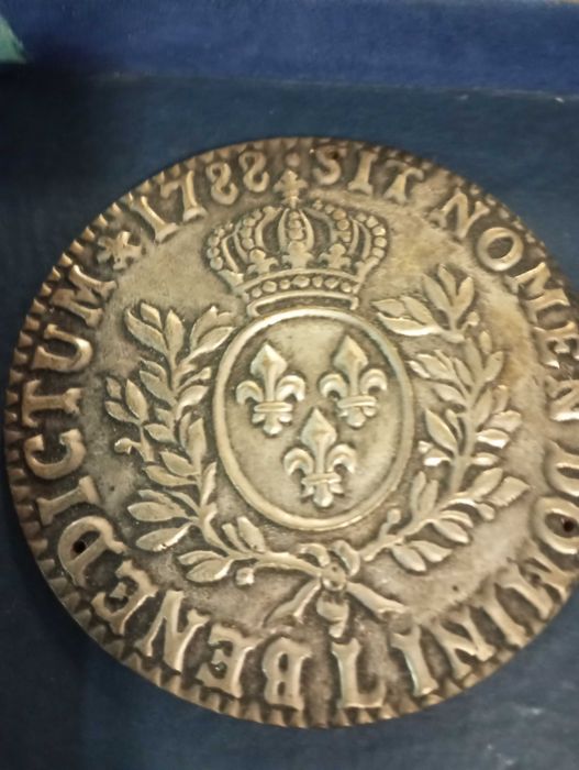 Medalha muito antiga