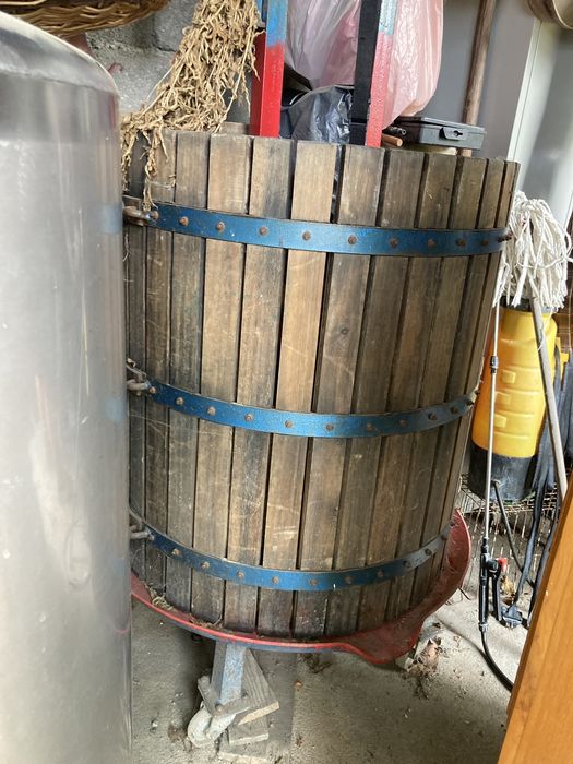 Cuba / prensa hidráulica / balsa