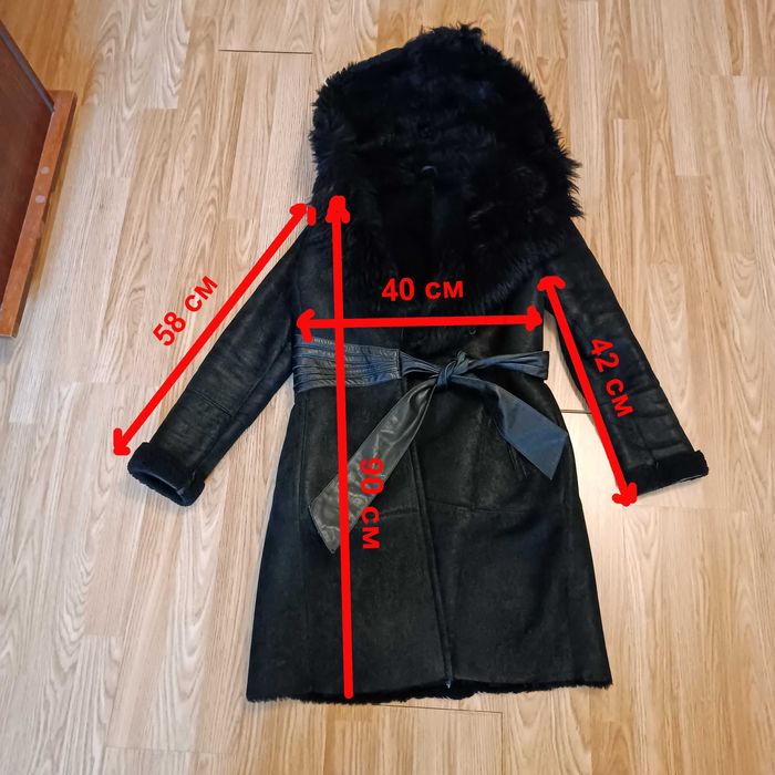 Дублёнка женская  б/у натуральный мех размер М