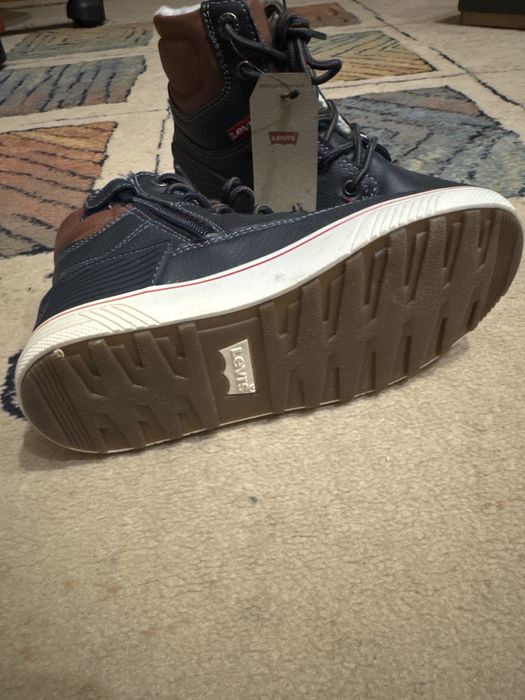 Buty przejściowe Levi’s nowe