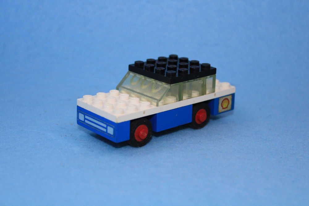 2 carros antigos da Lego