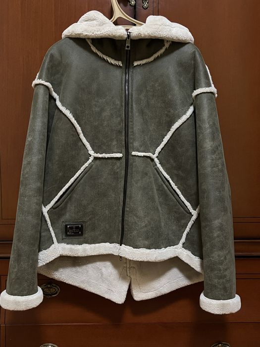 Дублянка дубленка оливкового болотного кольору хакі з еко хутром мехом