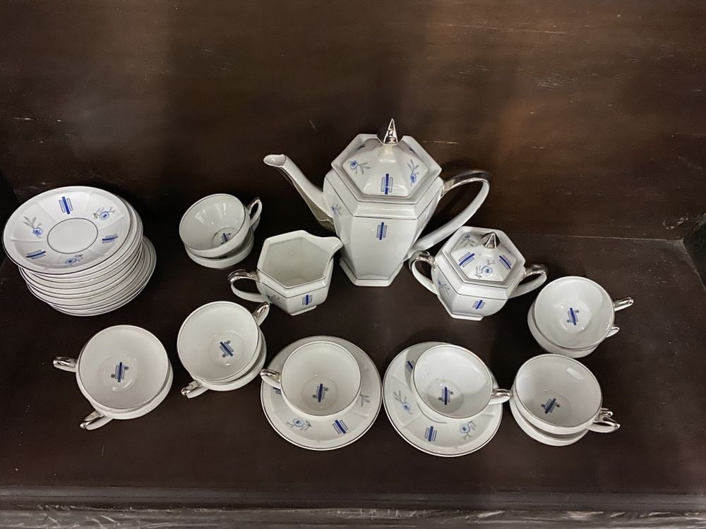 Serviço de Chá Art Deco em Porcelana de Coimbra Anos 40