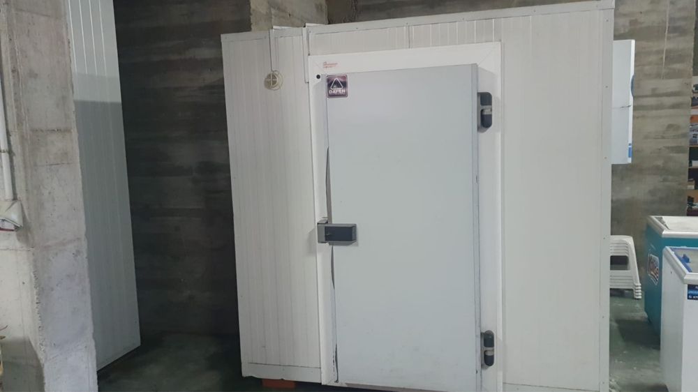 Arca 2.5m X 2.5m para pastelaria/padaria