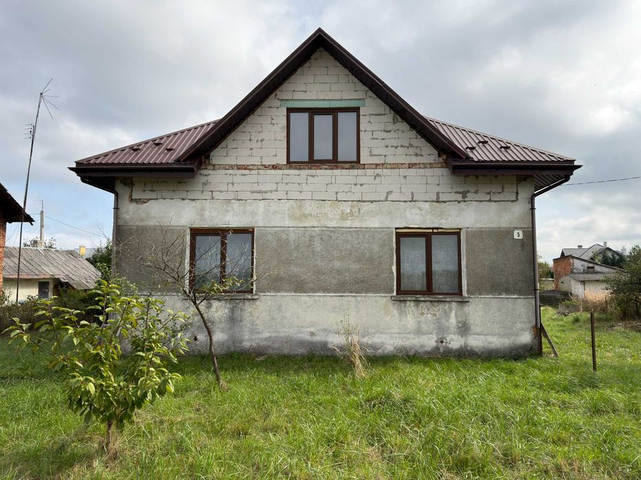 Продається будинок у с. Миртюки, Стрийський р-н з 15 сот.землі