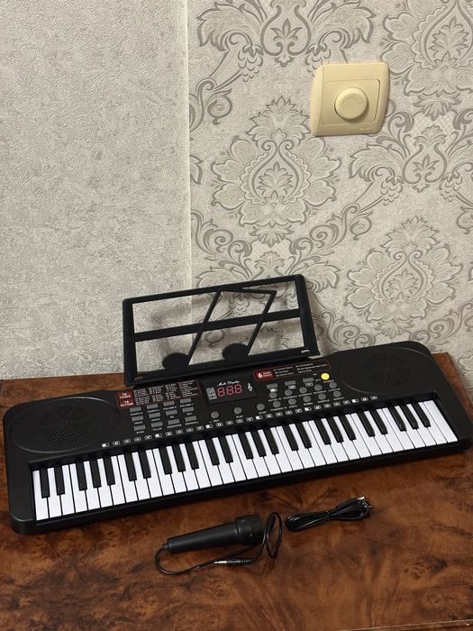 Дитячий синтезатор піаніно з мікрофоном