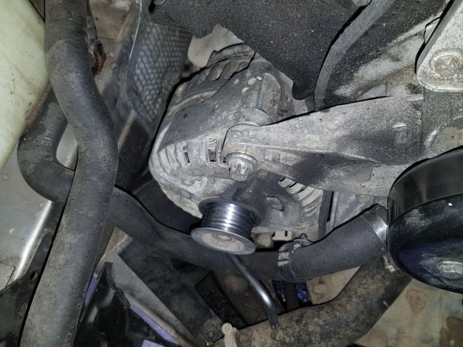 Генератор БМВ Е53 Е60 Е63 Е65 Е70 Е71 Ф01 Ф10 Ф30 Мерседес 220 221