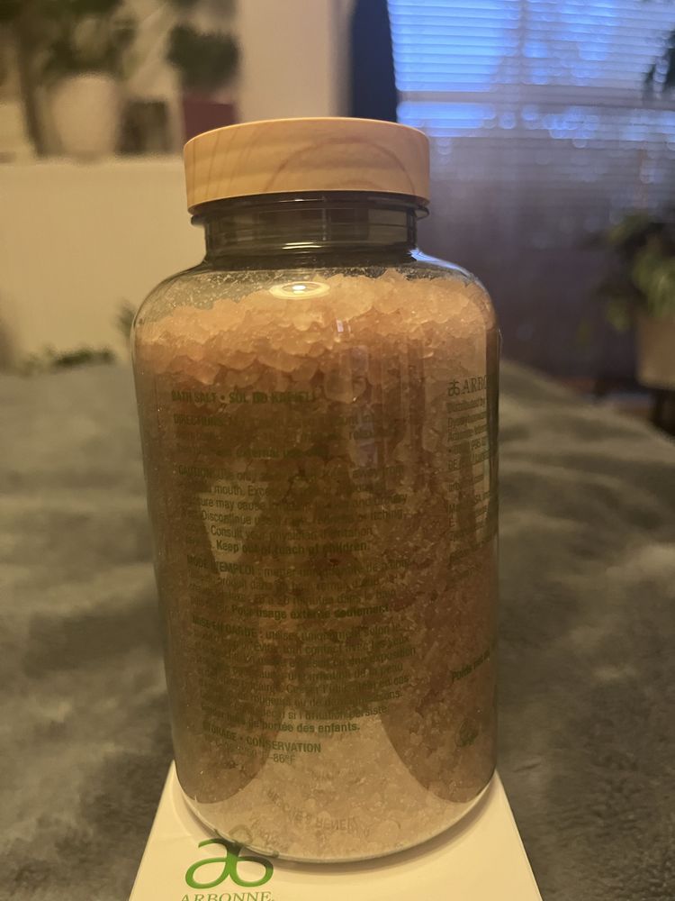 Arbonne Rescue & Renew Oczyszczająca sól do kąpieli