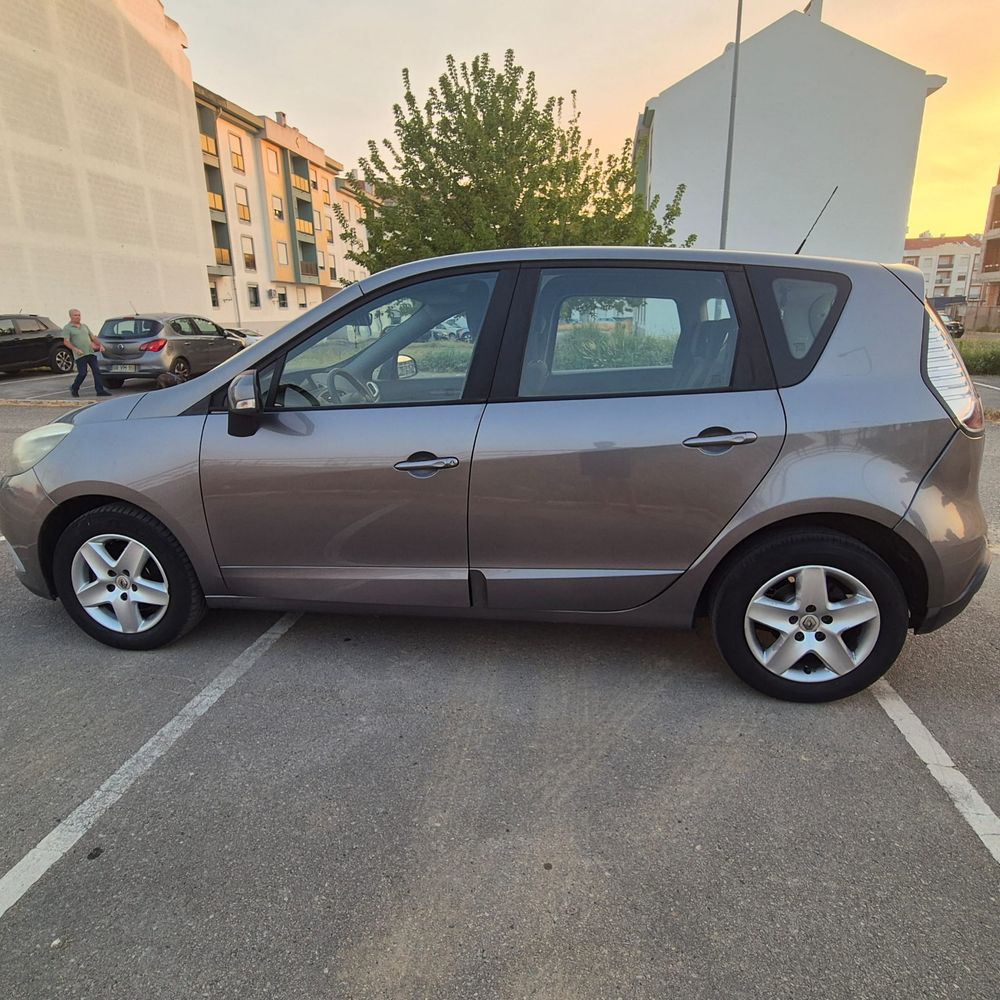 Renault Scenic 1.5 Dci 110 cv
