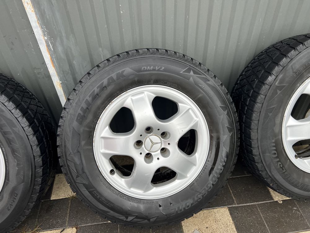 Диск R17 з шинами 265/65 bridgestone