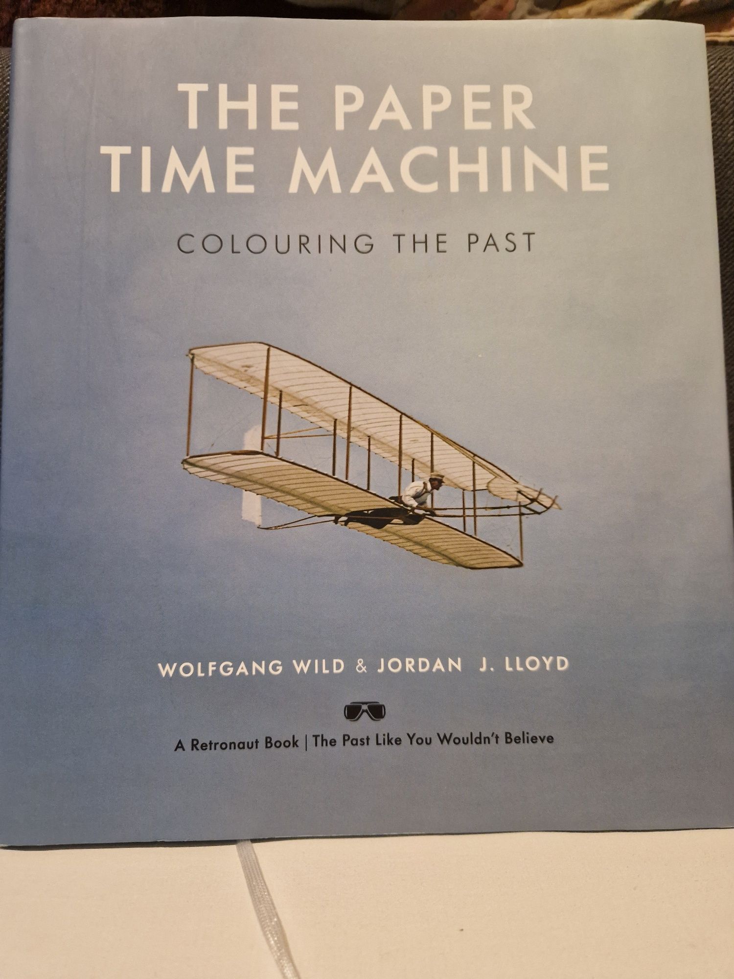 Ksiazka The Paper Time Machine: Colouring the Past , Wild , Lloyd