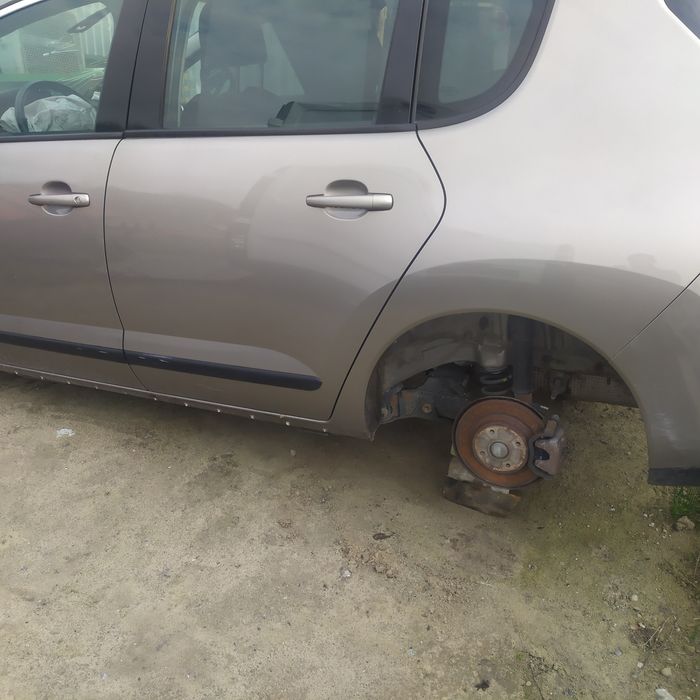 Peugeot 3008 ; Części