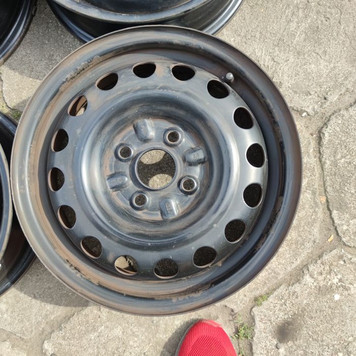 felgi salowe 4x100 TOYOTA i inne 4,5Jx14H ET39 300zł