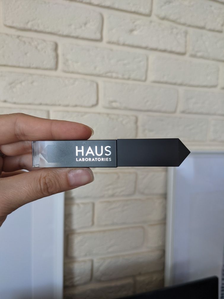 Туш для вій та брів з блискітками Haus Laboratories, оригінал