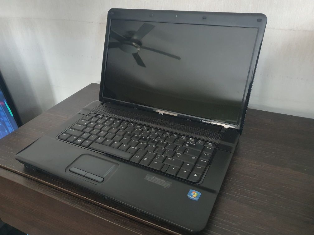 Laptop HP Compaq 615 + zasilacz
