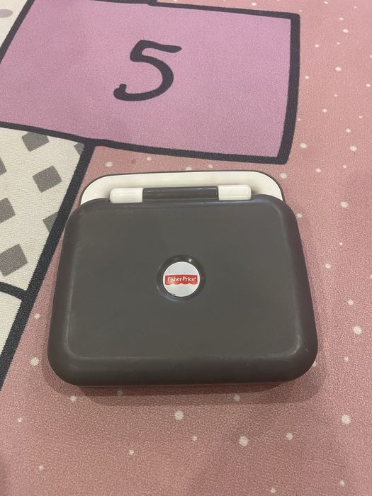 Дитячий ноутбук Fisher Price
