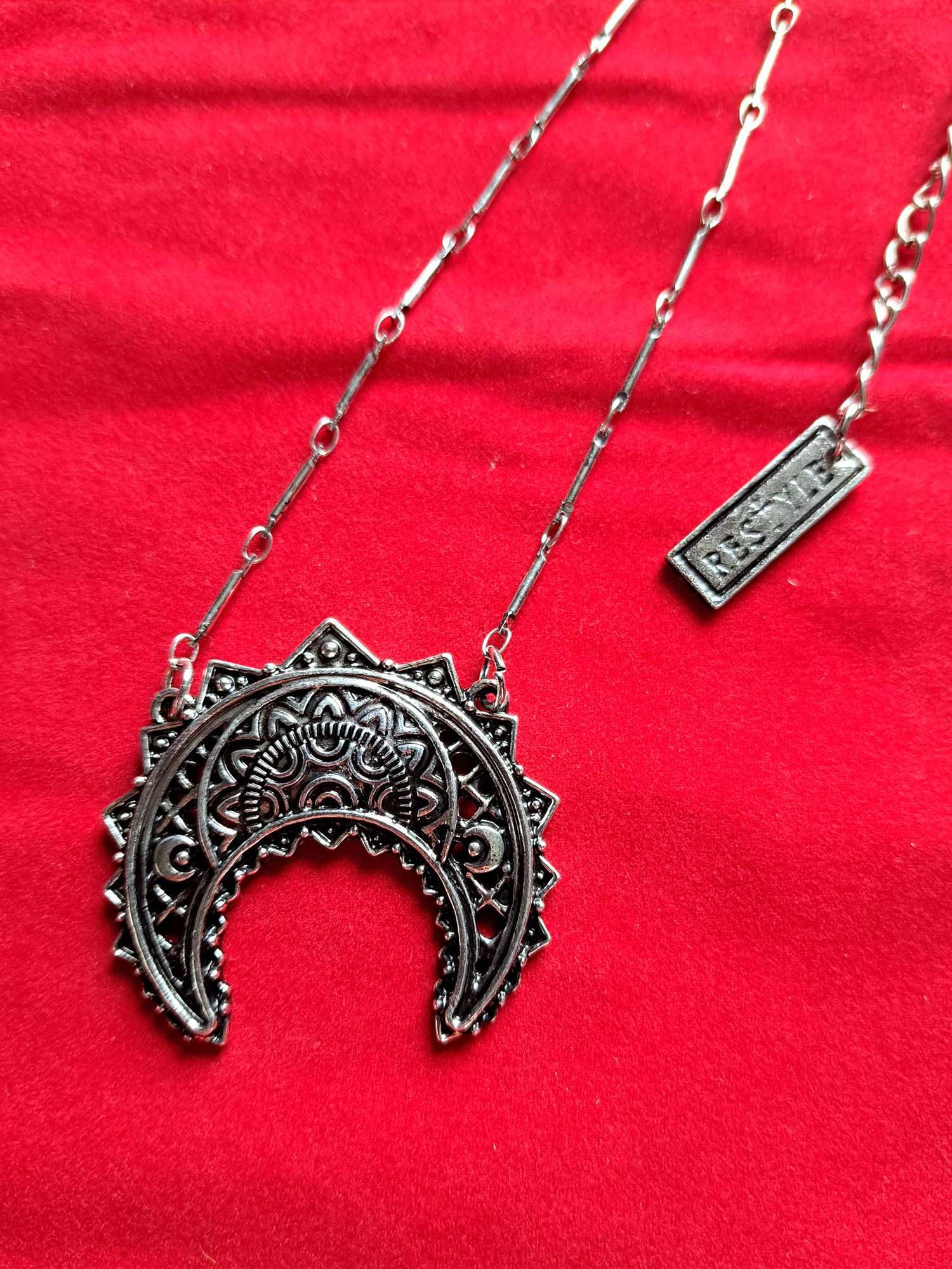 Henna Crescent Silver Restyle biżuteria gotycka gothic goth