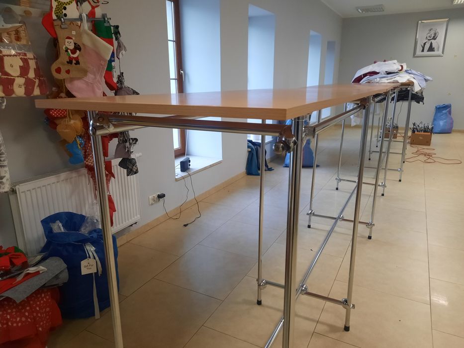 Meble sklepowe używane