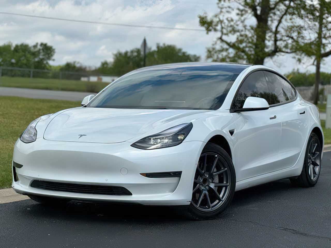 Tesla 3 2022 White
