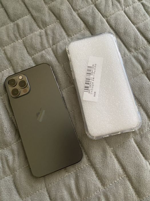 Чехол на IPhon 11 pro