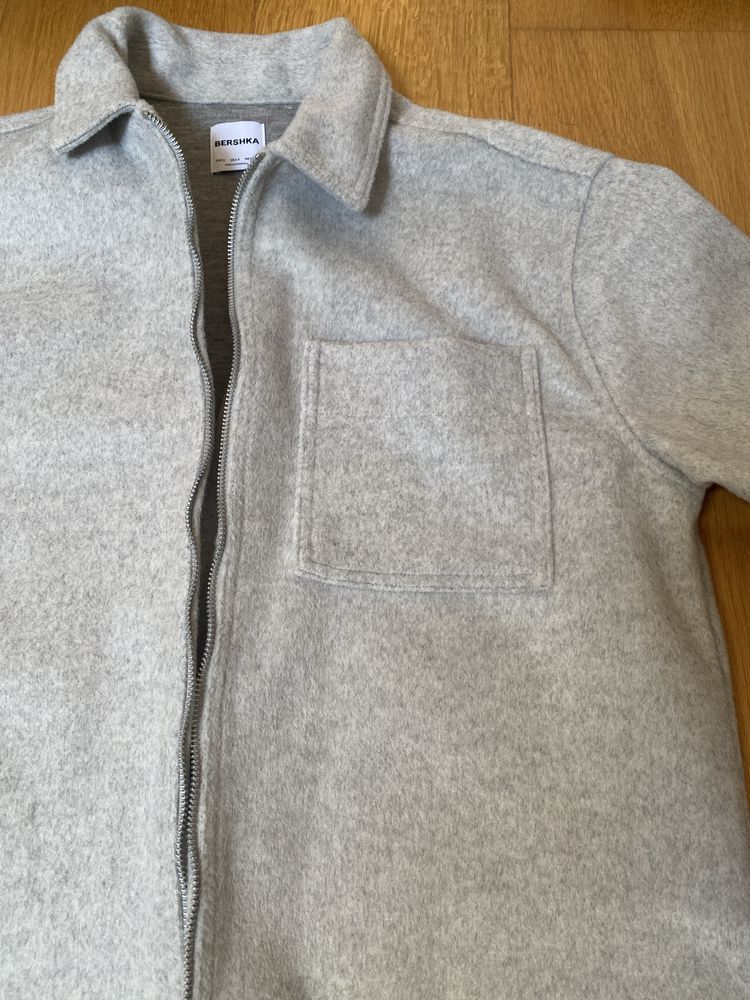 Vendo casaco Bershka