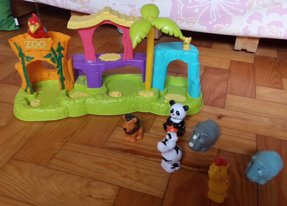 Jardim zoológico - a partir de 12 meses - como novo