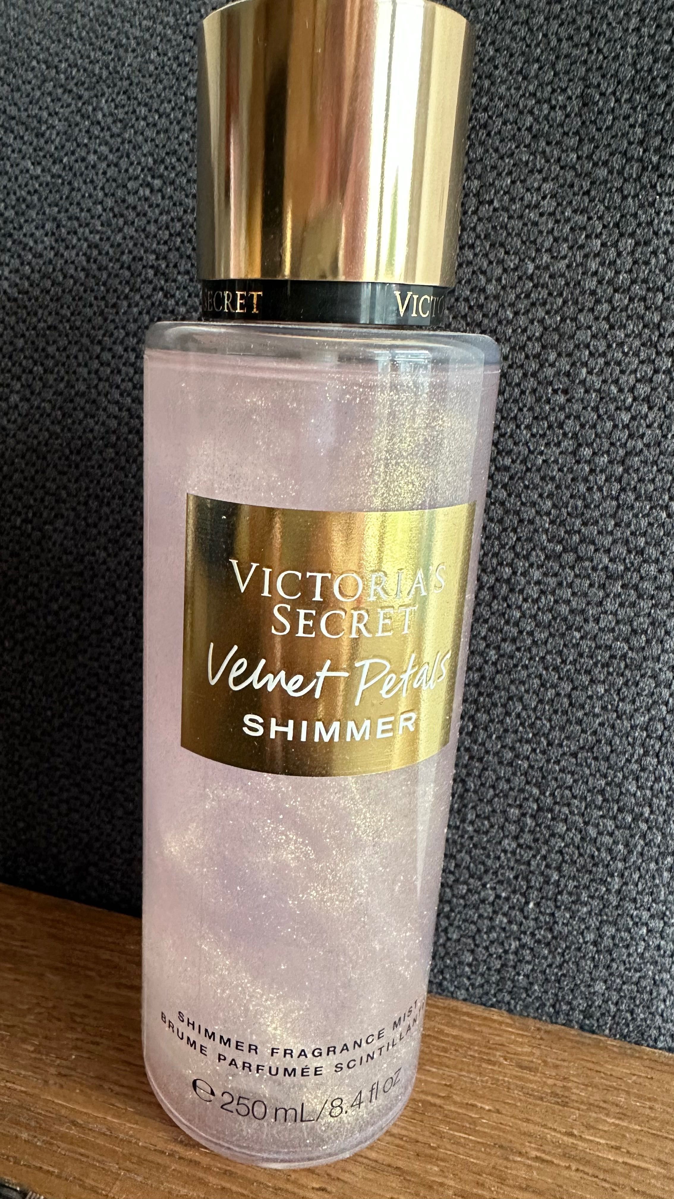 Victoria's Secret Velvet Petals Shimmer mgiełka Do Ciała 250 ml NOWA