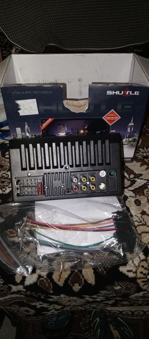 Магнітола китайська нова. Shutle