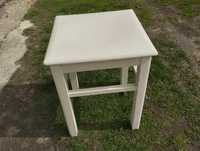 Taboret drewniany