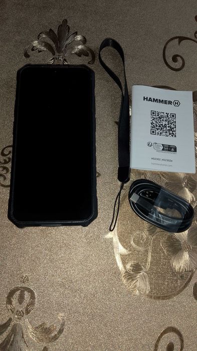 Telefon Hammer IRON V