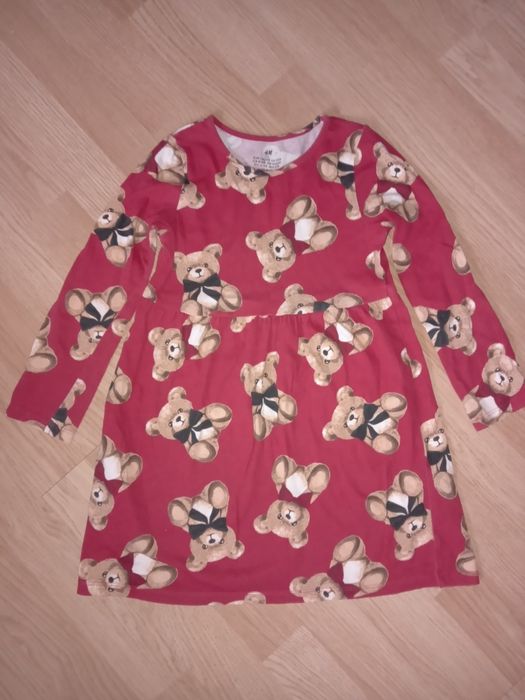 Czerwona sukienka w misie H&M 110/116