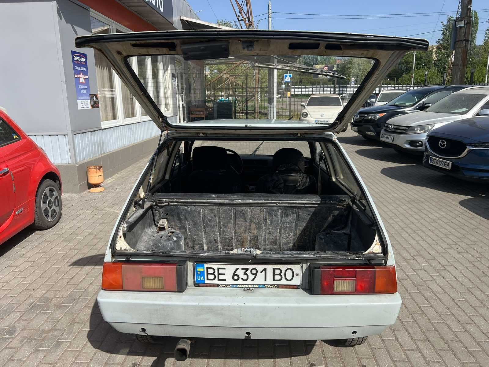 ЗАЗ 1102 Таврия 1992 року 1,2 л./бензин