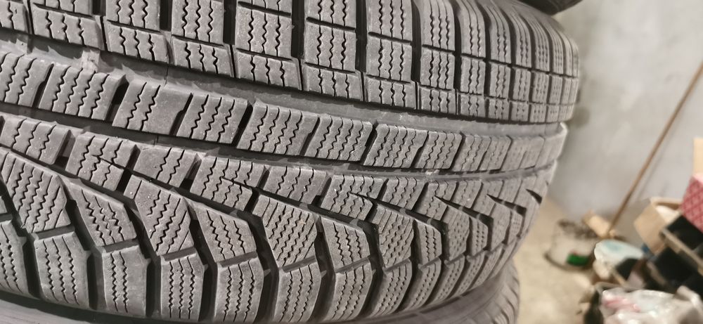 4 x Hankook 225/60/17 Winter zima
