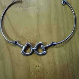 6 colares metálicos vintage/bijuteria *