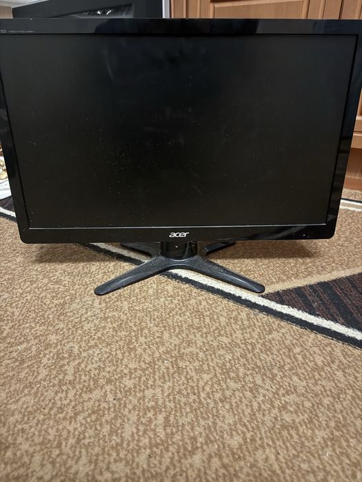 Продам 2 монитора