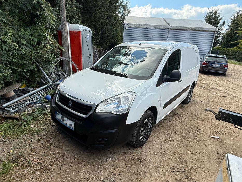 Peugeot Partner 1.6 HDi 100KM / Long / Salon PL / Lekko Uszkodzony