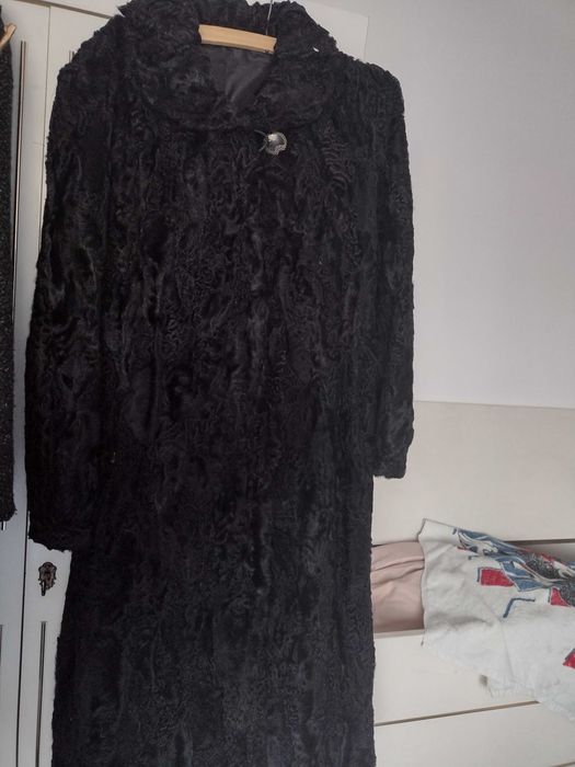 Sprzedam eleganckie futro damskie i kapelusz